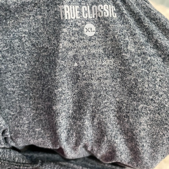 2-pack Gray and Black Hooded Sweatshirts Casual Fit - Picture 4 of 13